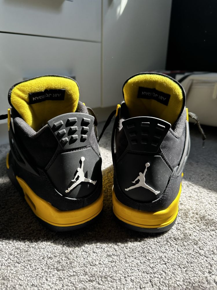 Jordan 4 Retro Yellow Thunder