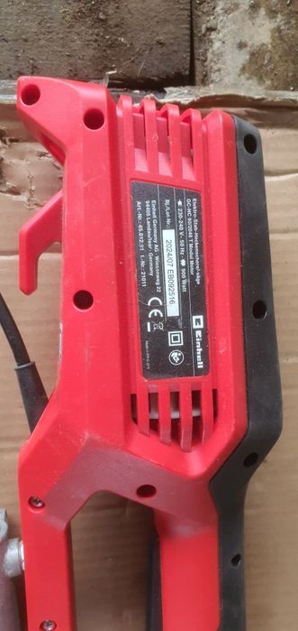 Dewalt DCMPH566 și Einhell pentru gard viu Aproape nouă