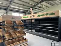 Echipamente complete de retail pentru magazin - vitrine, rafturi, etc
