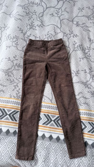 Дънки, кадифени панталони H&M, размер 140