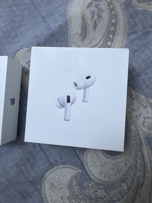 Airpods pro и 3 сериии