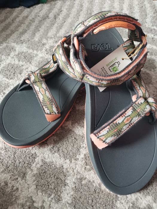 Нови детски сандали TEVA - 32 номер