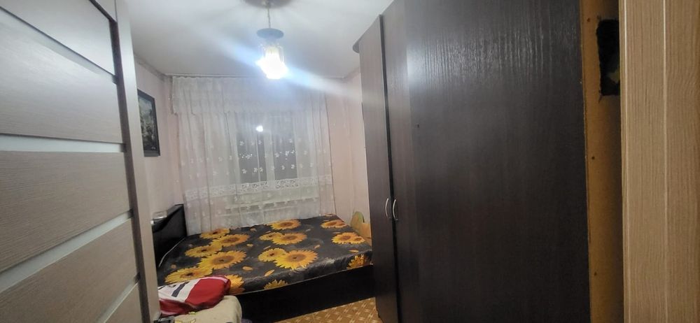 Срочно !Продаётся квартира 19 мкр