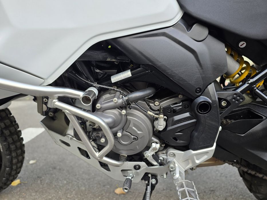 Ducati Desert X 2024