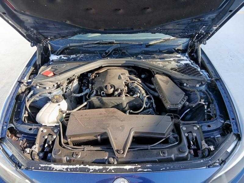 Dezmembrez bmw 116d   2015