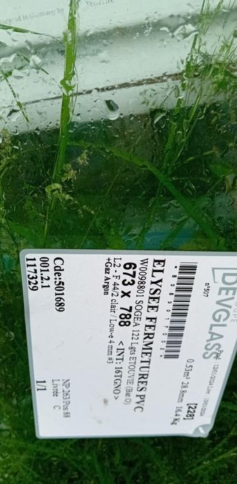 Vând geamuri termopan noi