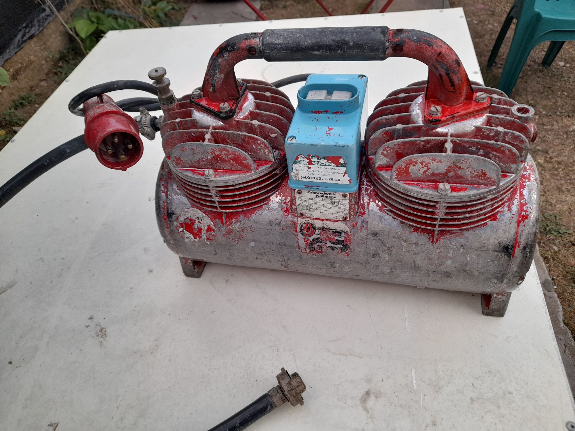 Compresor pompa tencuit Kolmann 900w