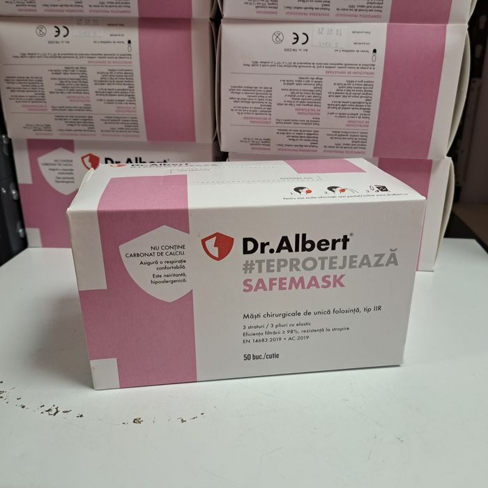 Doua cutii masti chirurgicale