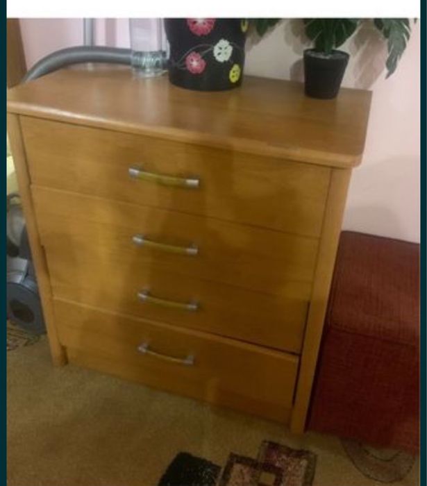 Камод Длина 77 см высота 80см ширина 43 см ящиков 4шт 15000