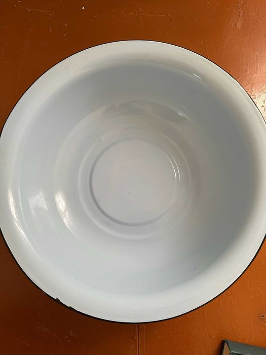 Большой таз эмалированный СССР