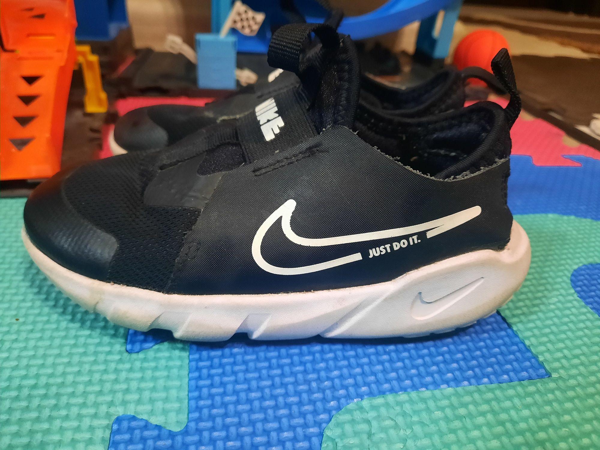 Маратонки Nike Flex Runner 27н.