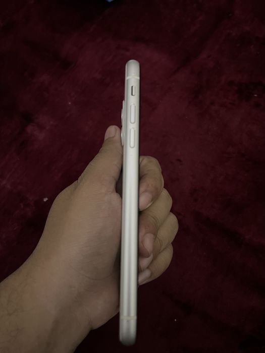 iPhone 11 64gb white