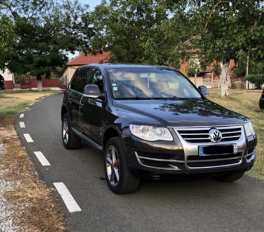 Volkswagen Touareg 3.0 tdi V6