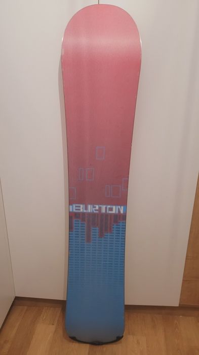 Placa snowboard BURTON 152 + legaturi STUF