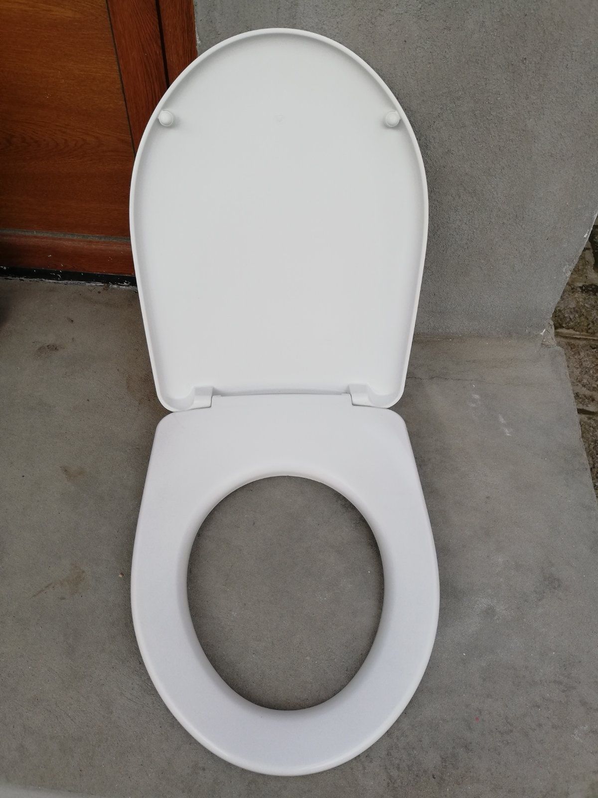 Капак със седалка за тоалетна Roca