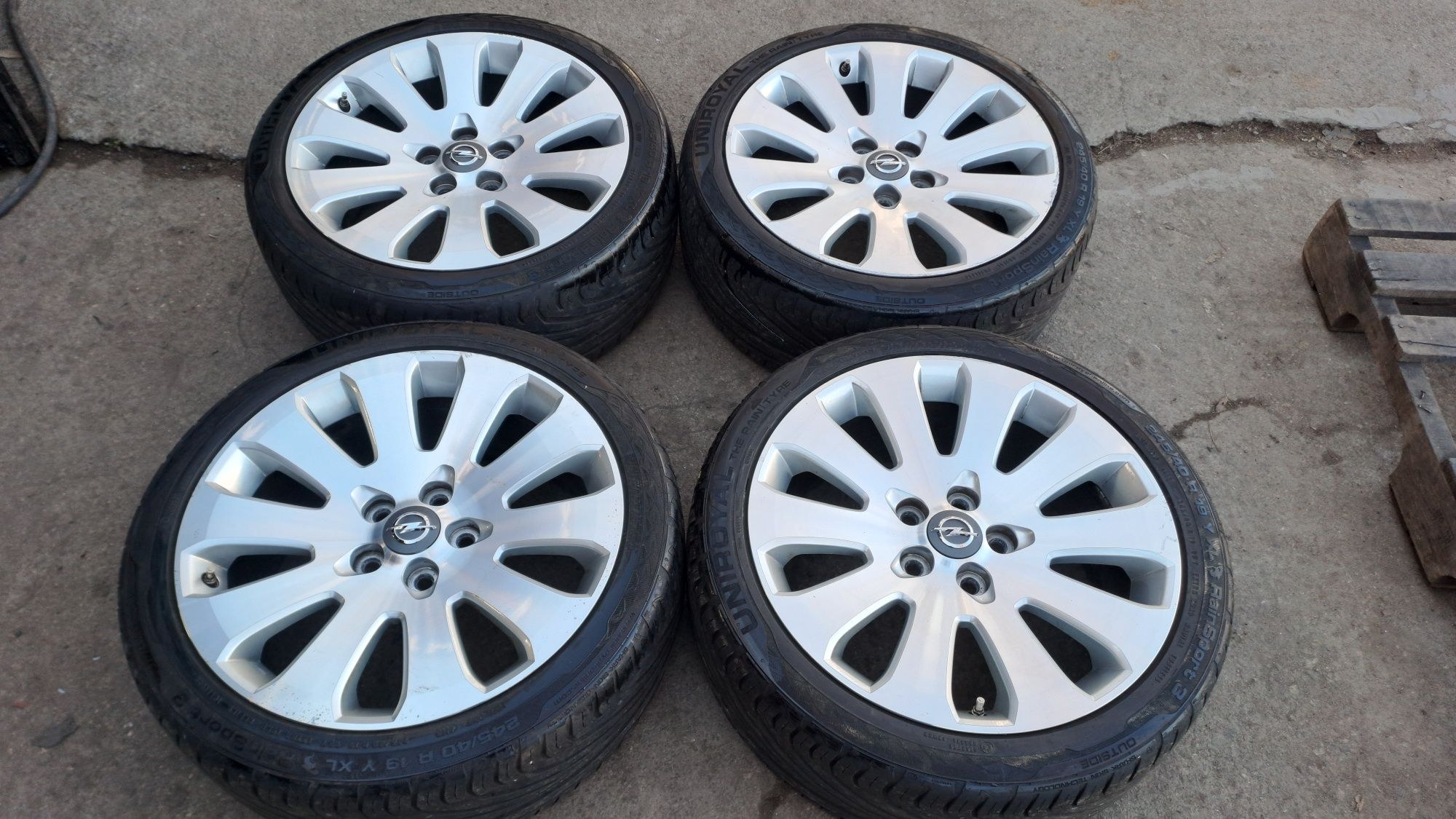19" 5Х120мм Опел Инсигния, 5x120mm Opel Insignia с гуми 245/40/19