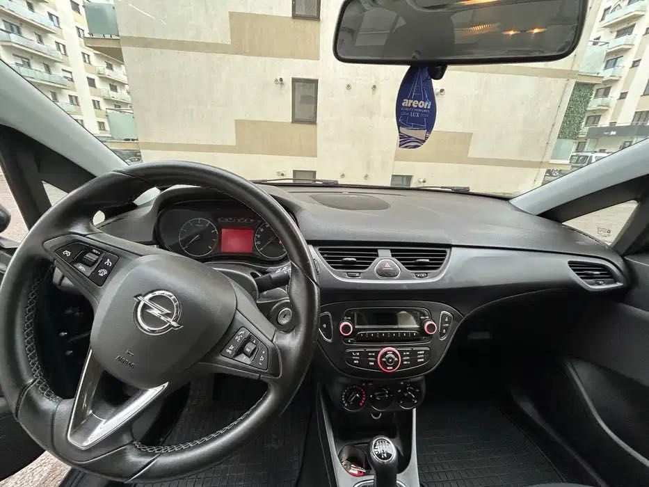 Opel Corsa benzină 1.4 90 cai euro 6