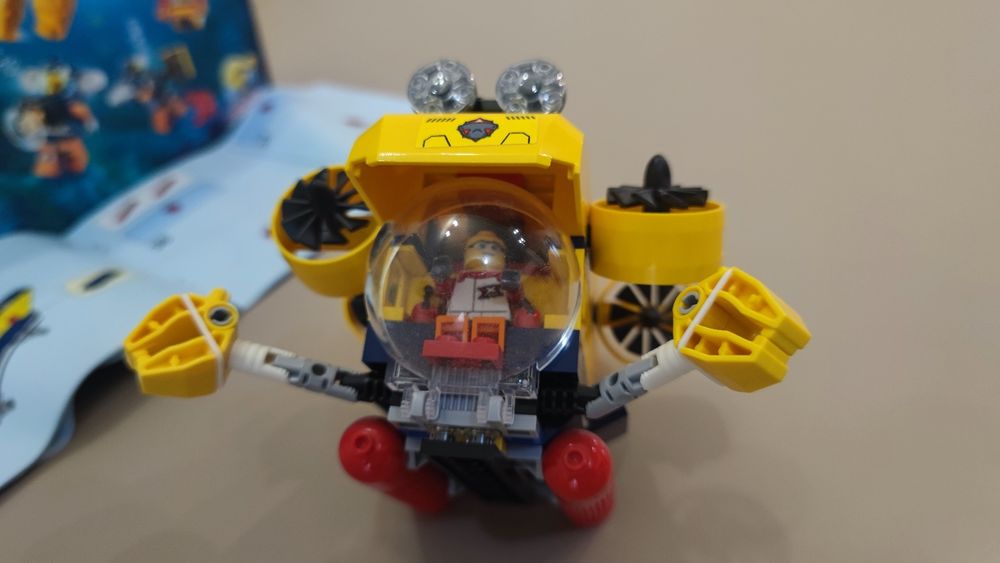 LEGO City 60264 - Submarin Explorator! Doar Submarinul