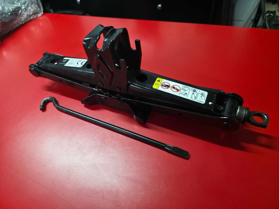 Cric AUTO - OEM Dodge RAM Opel Combo Jeep Compass Patriot CA NOU