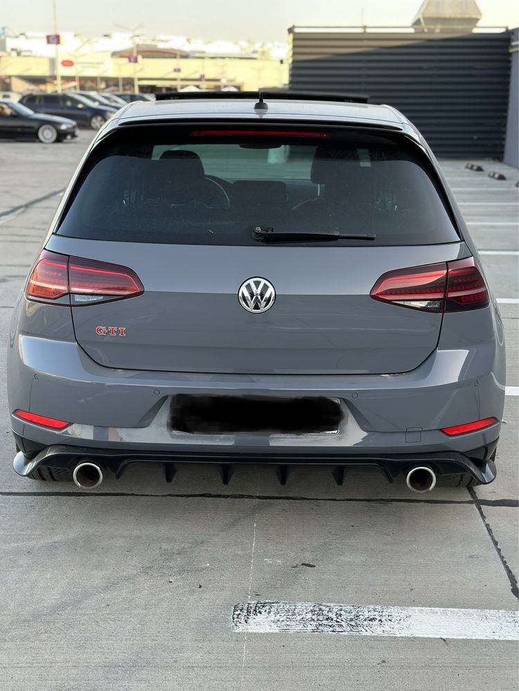 VW Golf 7.5 TCR 2019 290hp 84.000km