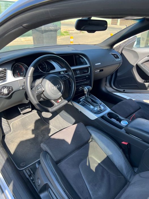 Audi a 5 coupe s line