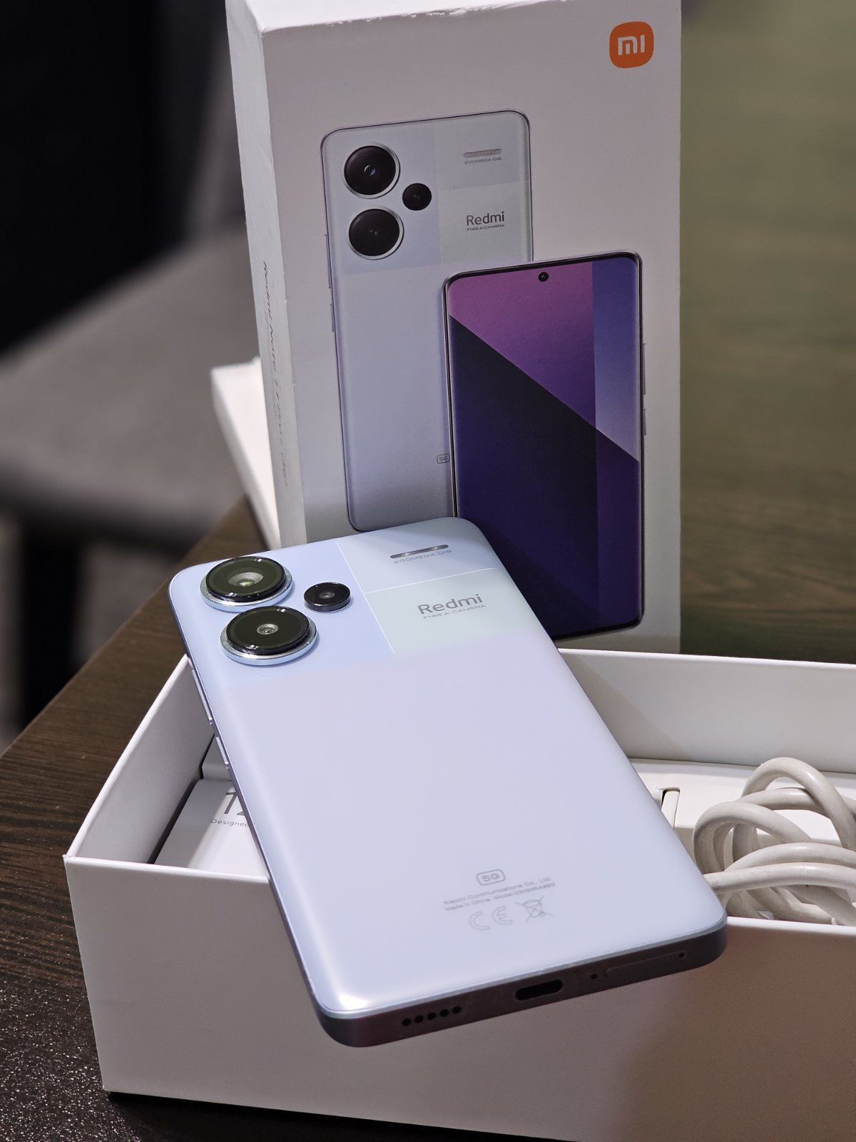 Продавам Redmi Note 13 Pro + неразличим от нов