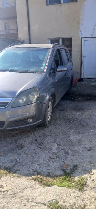 Opel Zafira B 1.8 140 коня на части