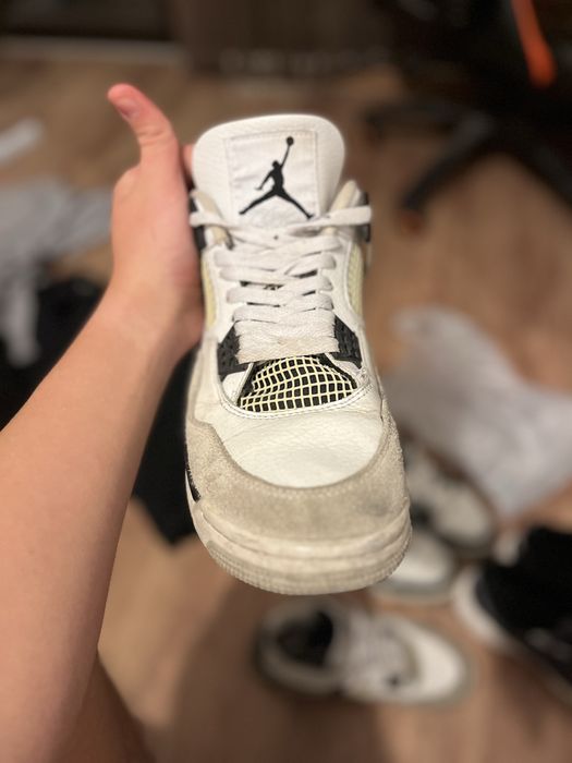 Jordan 4 military black