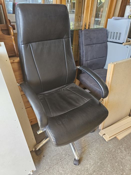 Scaune birou piele sau textil