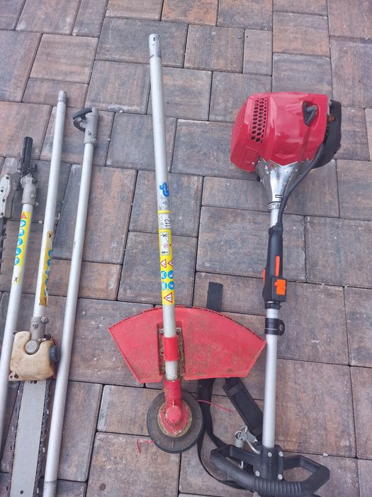 Motocoasa pe benzina multifunctionala MT680