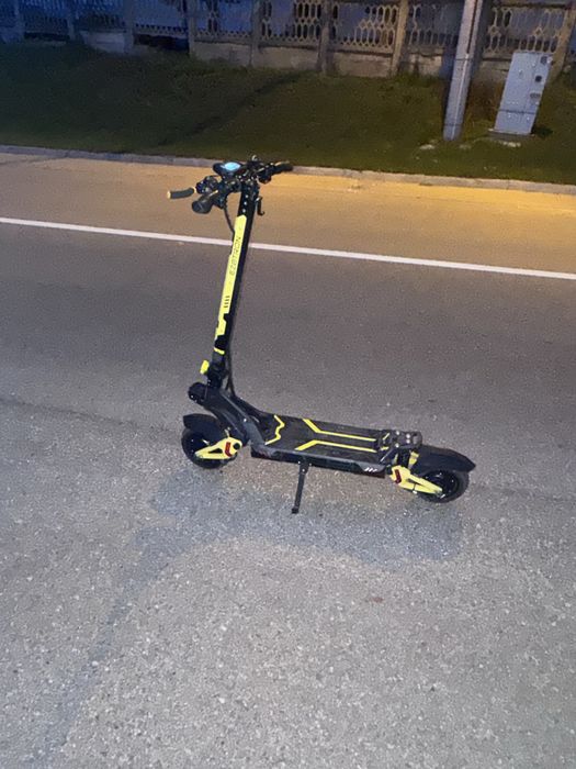 Trotineta electrica Ezotron E400 Pro