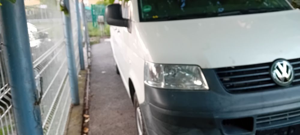 Volksvagen transporter 9 locuri