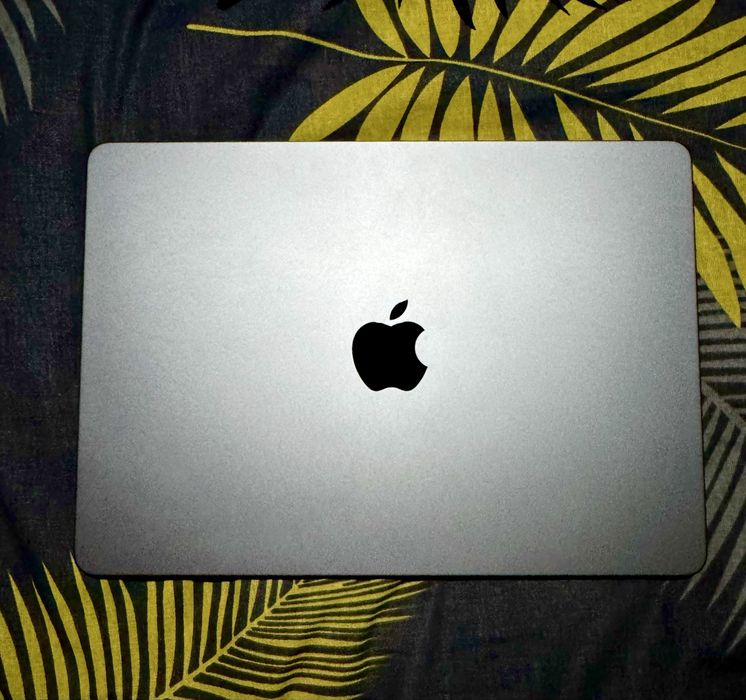 Macbook air 13 m2