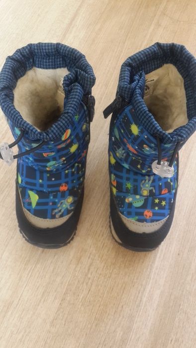 Зимние сапожки на мальчика