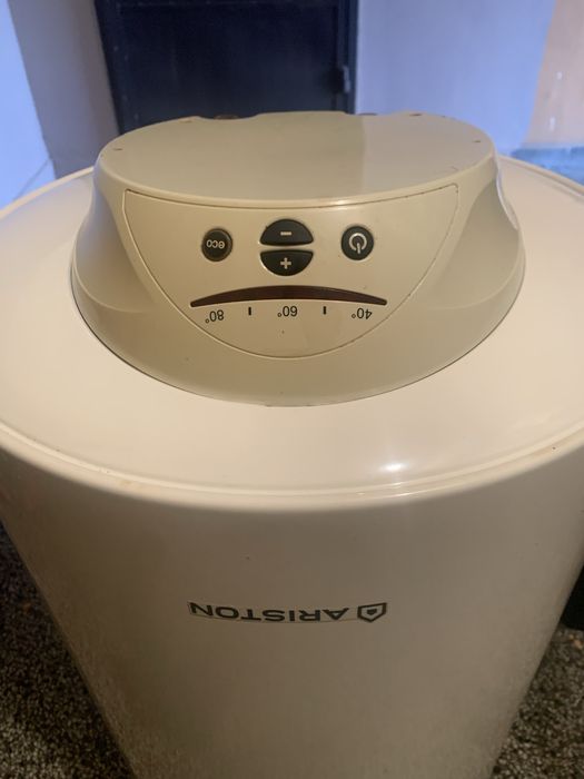Бойлер Ariston pro eco 80v