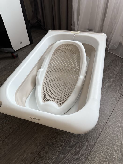 Продам детскую складную ванночку с подставкой