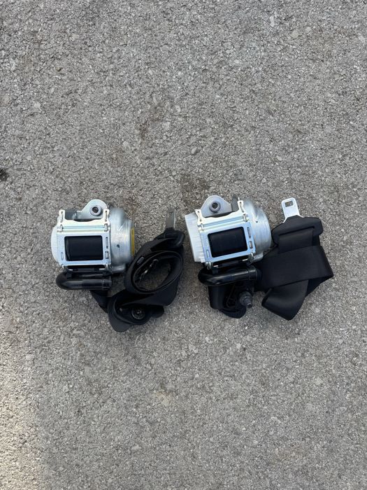 Предни колани BMW G30 G31 / БМВ Г30 Г31 2017г