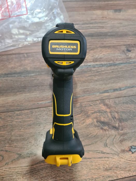 Акумулаторен винтоверт Dewalt 18 V