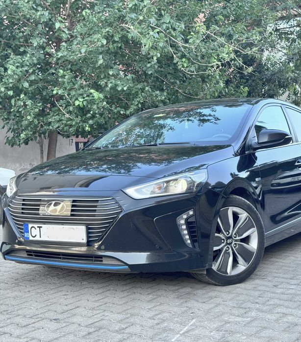 Hyundai Ioniq Hybrit 141 cp, Este varianta full