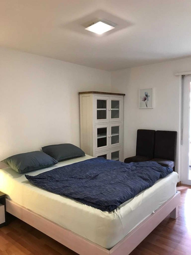 Дава се под наем Тристаен апартамент в София, Зона Б-5 - 64 кв.м за 663 € - Снимка #2