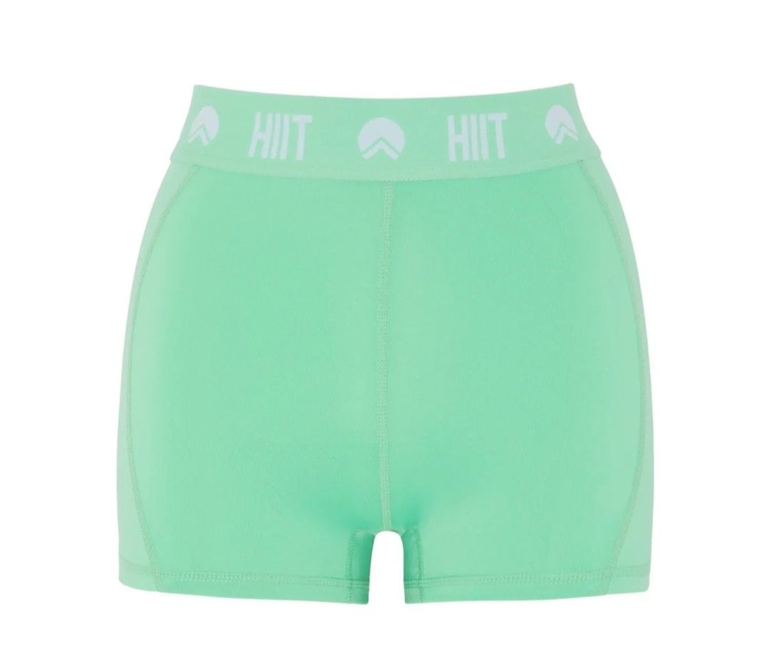 Дамски спортен екип HIIT 3inch къси панталони  и  топ Размери S-L