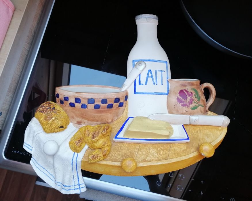 Винтидж закачалка за стена, голяма