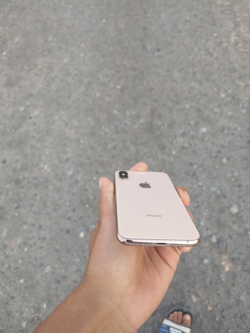 iphone xs  batareya useleniya