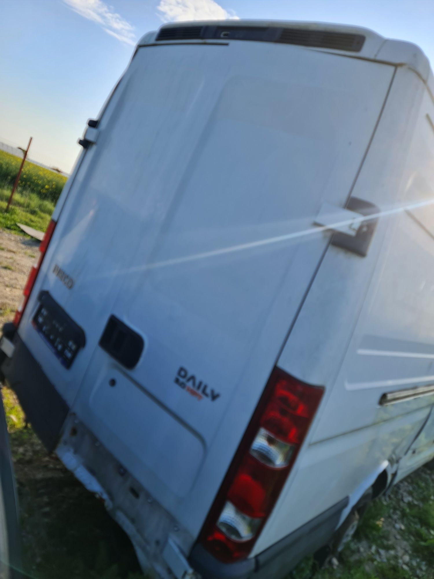 iveco daily 35c18 35s18 duba înaltă sașiu carte și fiscal