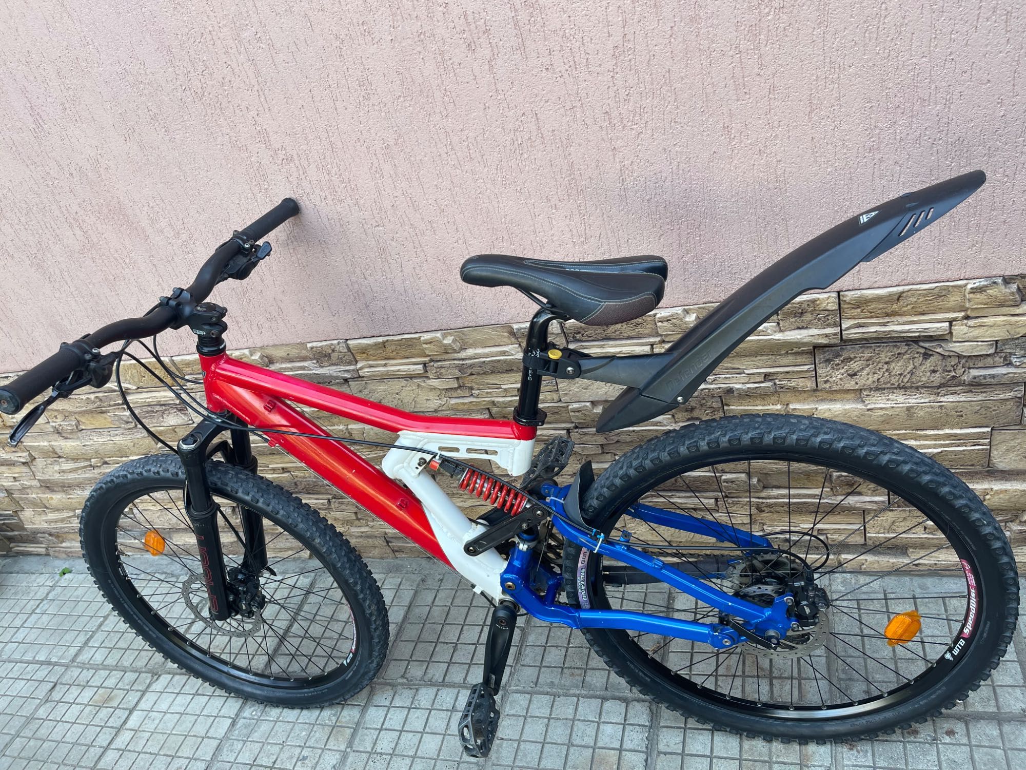 Custom Build планински велосипед