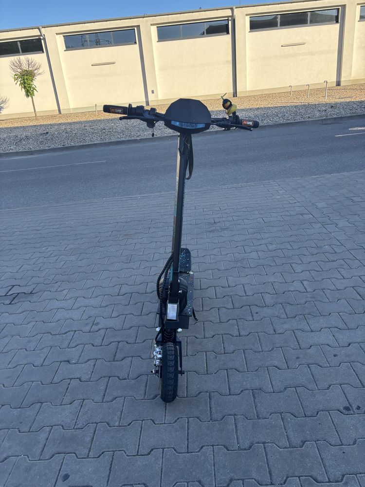 Trotineta electrica Kukirin g2