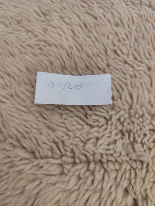 Запазен вълнен китеник