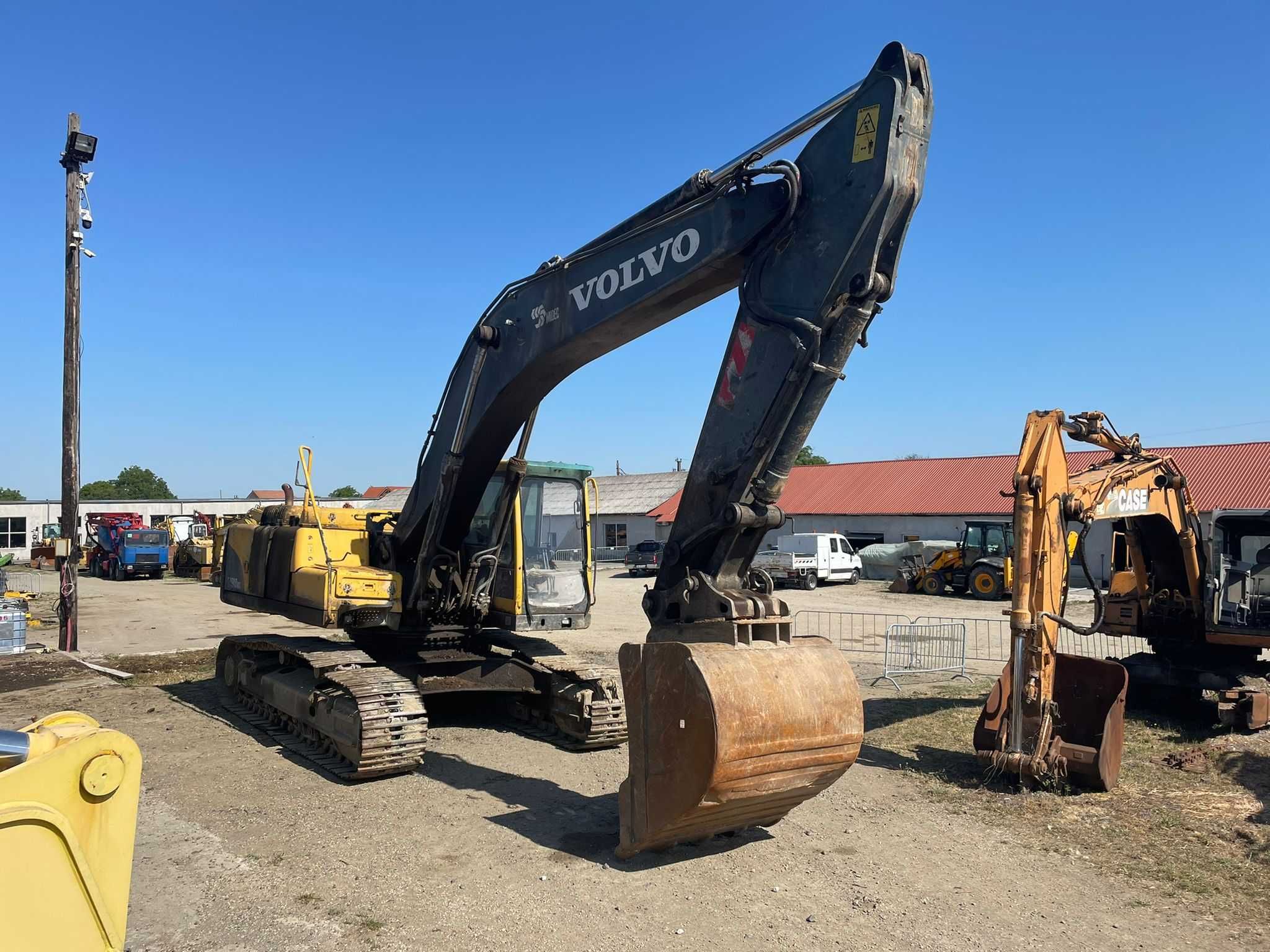 Excavator Volvo EC 290 dezmembrez