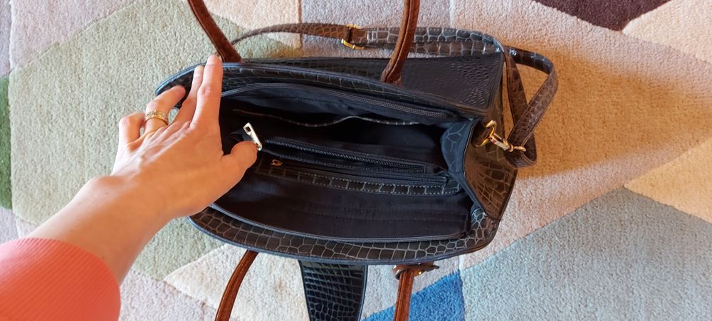 Geantă damă încăpătoare