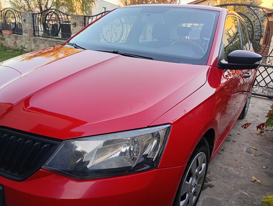 Vând Skoda Fabia
